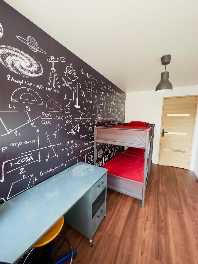 Appartement Familial Disneyland Paris - Wifi Et Parking Inclus ! Coutevroult Luaran gambar